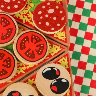 Pizza wooden play set velcro accessories spatula knife plate learning to cut 20cm