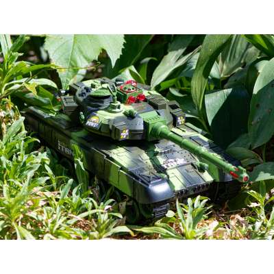 Czołg RC War Tank 9993 2.4 GHz kamuflaż leśny