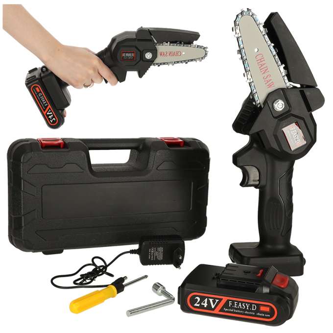 Mini chainsaw USB saw in case