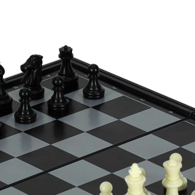 Magnetic chess checkers puzzle game