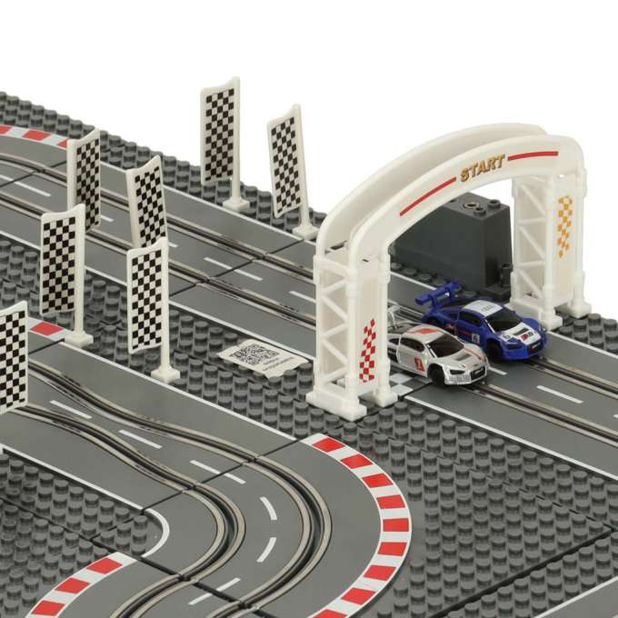 Police car racing track 64x38.5cm
