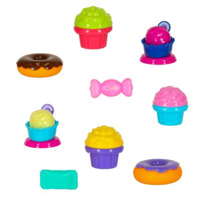 Picnic basket ice cream parlour desserts food victuals snacks for a picnic