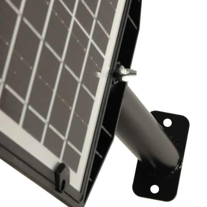 LED solar outdoor halogen lantern