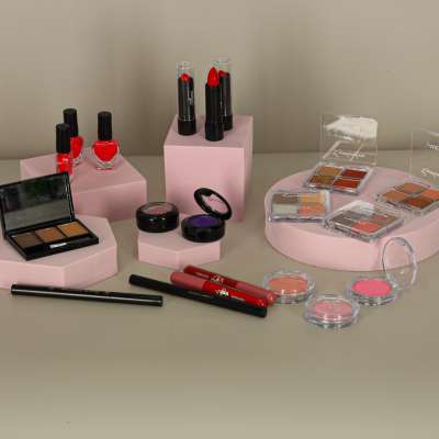 Make-up kit cosmetics home spa suitcase XXL