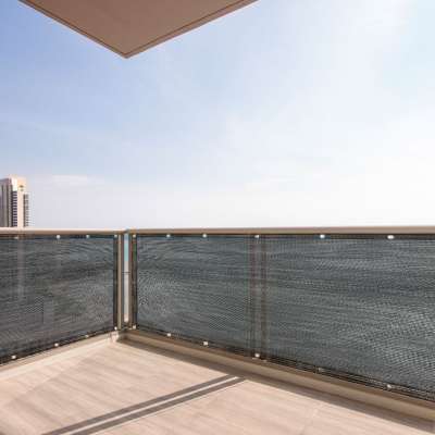 Osłona balkonowa LUARO mata maskująca siatka cieniująca na balkon taras 150g/m2 105x700cm UV + Trytytki