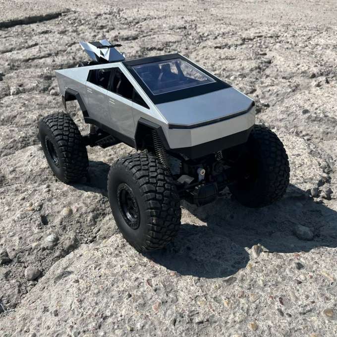 RC Pickup Truck Climbing Vehicle 1:8 2.4G