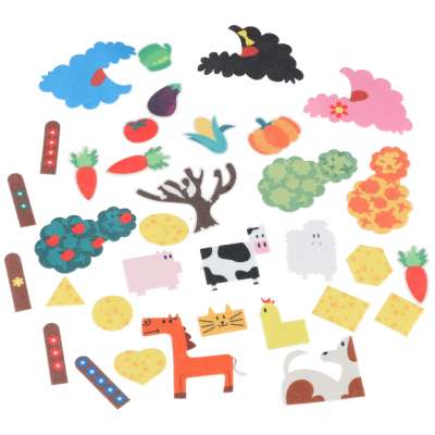 Sensory educational manipulative farm booklet