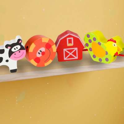 Wooden blocks for threading board board board farm animals