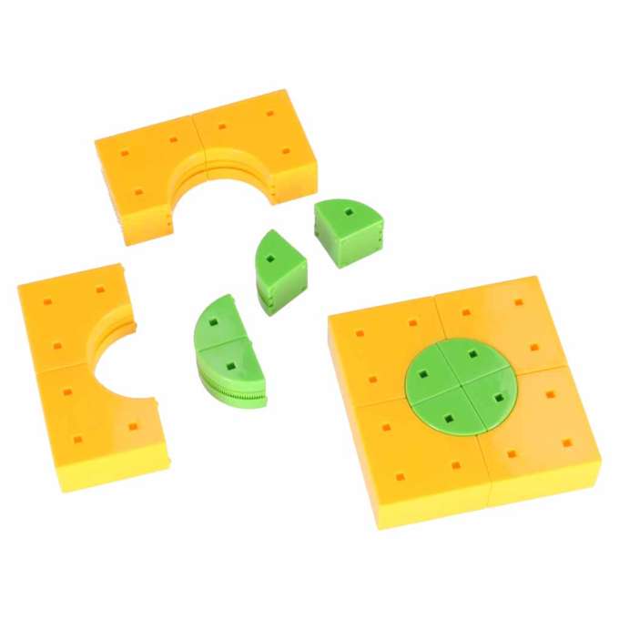 Magnetic Building Blocks Race Track and Trains Set 140 Pieces