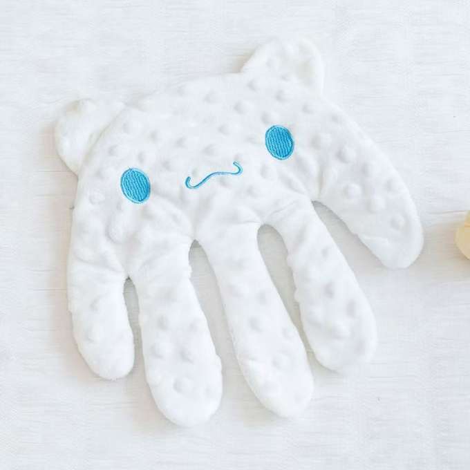 Soothing baby pillow for falling asleep with patting function hand